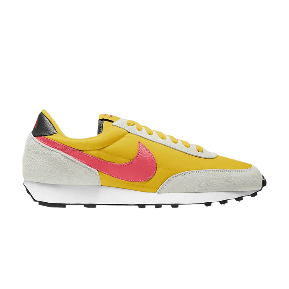 Krossovki-Nike-Wmns-Daybreak-Dark-Sulfur-Crimson