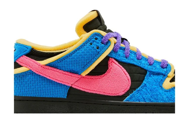 Krossovki-Cactus-Plant-Flea-Market-x-Nike-Dunk-Low-Swamp-Sponge-Pack-Photo-Blue-1