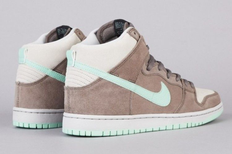 Кроссовки Nike Dunk High Pro SB 'Soft Grey'