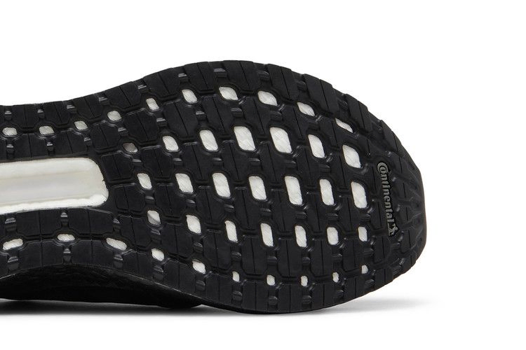 pharrell-x-ultraboost-20-black-future-h01892_04