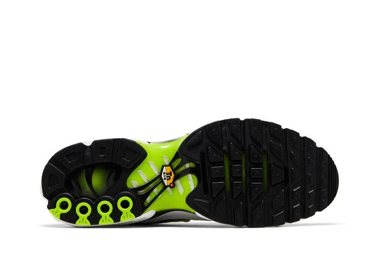 Krossovki-Nike-Air-Max-Plus-White-Black-Volt-3