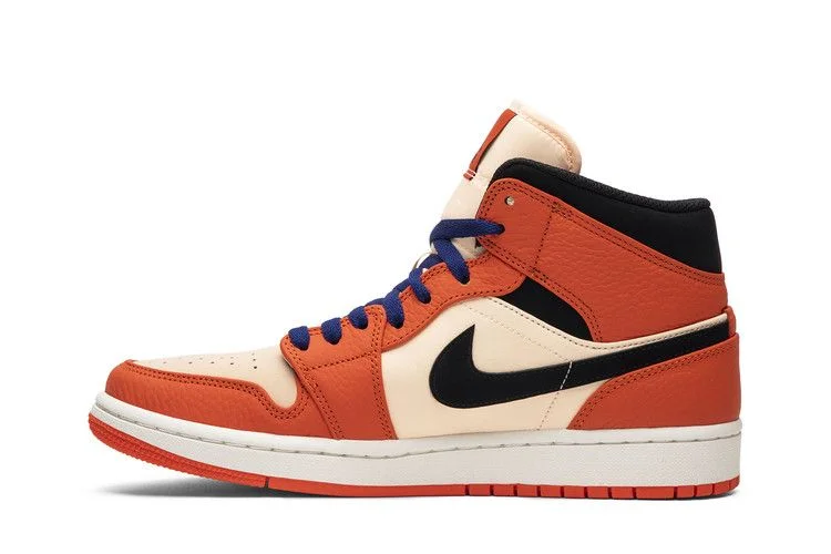 Кроссовки Air Jordan 1 Retro Mid SE 'Team Orange'