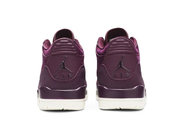 Кроссовки Wmns Air Jordan 3 Retro 'Bordeaux'