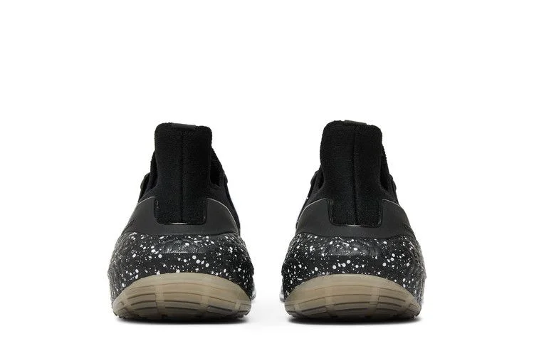 Кроссовки adidas UltraBoost 22 'Black White Speckled'