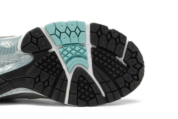 Кроссовки atmos x New Balance 2002R 'Shibuya Rat'