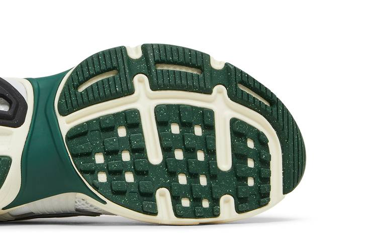Кроссовки Nike Wmns V2K Run 'Fir'