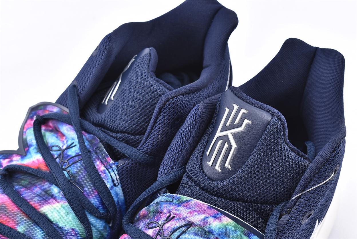 Кроссовки Nike Kyrie 5 GS 'Galaxy'
