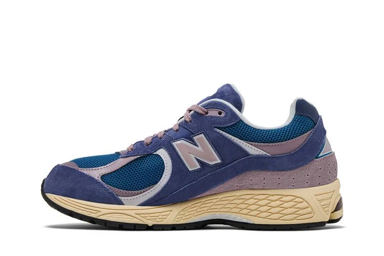 Кроссовки New Balance 2002R 'Dream State'