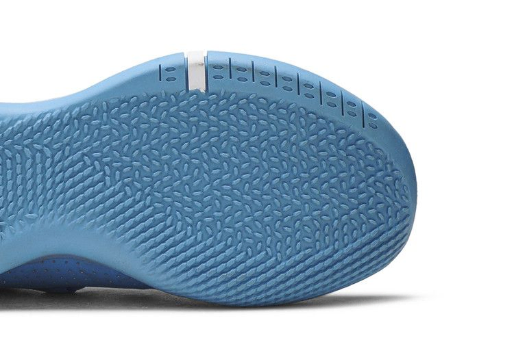 kobe-a-d-tb-promo-blue-at3874-405_04