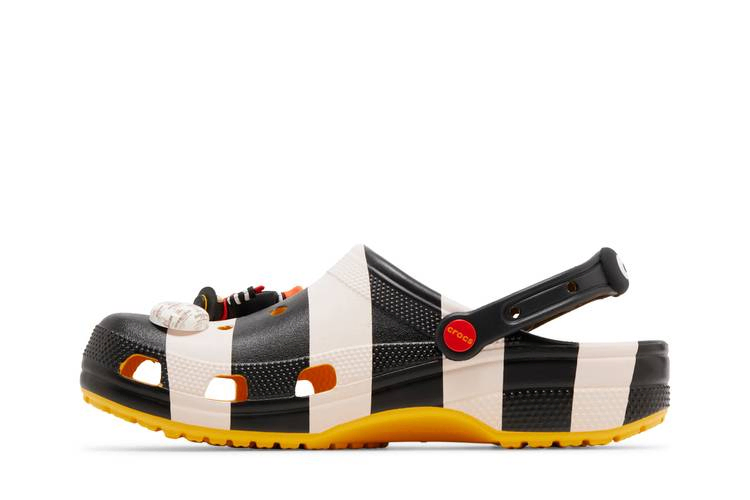 mcdonald-s-x-classic-clog-hamburglar-209393-066_02