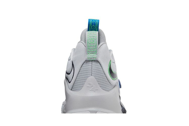 Кроссовки Nike Zoom Freak 3 'Grey Fog'