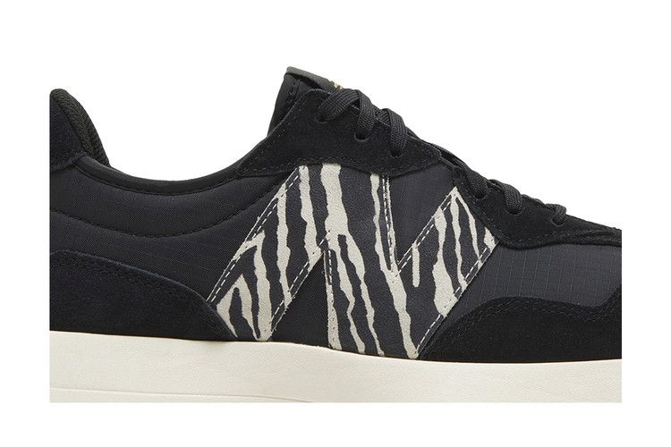 Кроссовки New Balance 327 'Animal Pack - Zebra' ASOS Exclusive