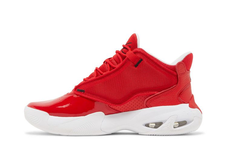 jordan-max-aura-4-university-red-dn3687-601_02