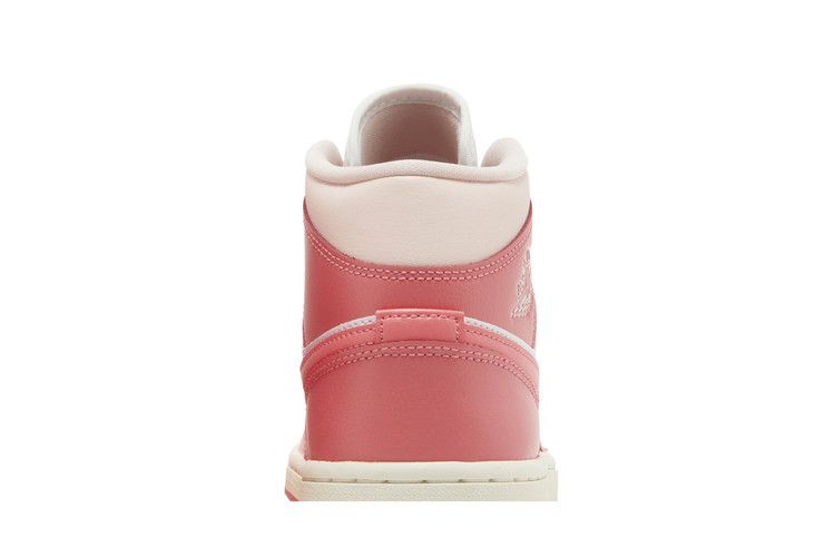 Кроссовки Wmns Air Jordan 1 Mid 'Strawberries and Cream'