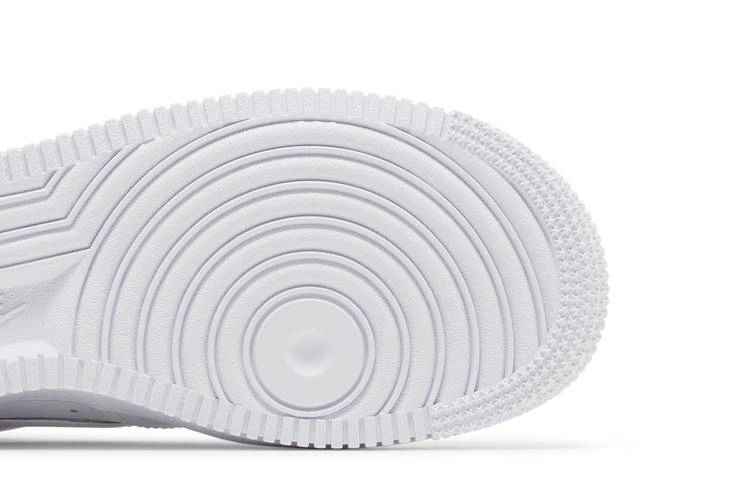 wmns-air-force-1-07-studded-swoosh-fq8887-100_04