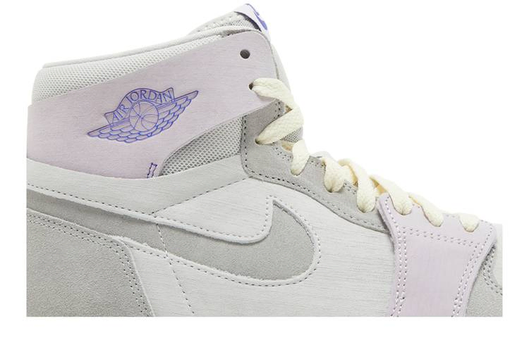 Кроссовки Wmns Air Jordan 1 High Zoom Comfort 2 'Barely Grape'