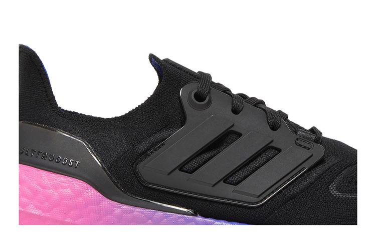 ultraboost-22-black-lucid-blue-gradient-hq8593_01