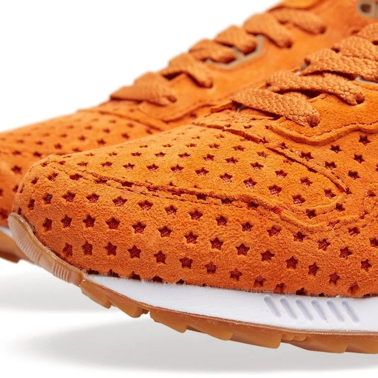 Krossovki-Play-Cloths-x-Saucony-Shadow-5000-Strange-Fruit-3