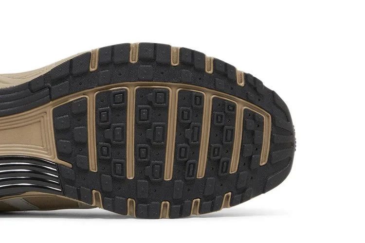 Krossovki-Nike-P-6000-Hangul-Day-4