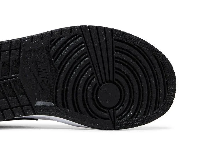 Кроссовки Wmns Air Jordan 1 Mid 'White Black'