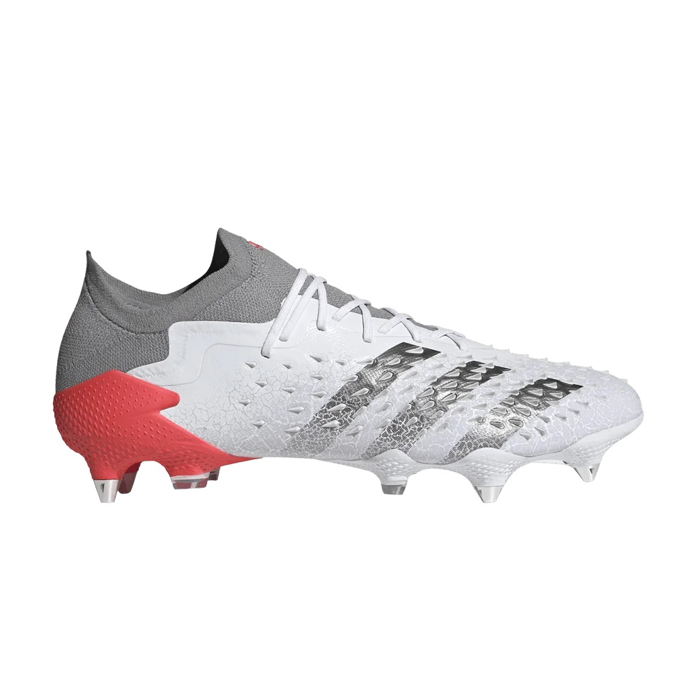 Krossovki-Adidas-Predator-Freak.1-Low-SG-Demonskin-White-Solar-Red