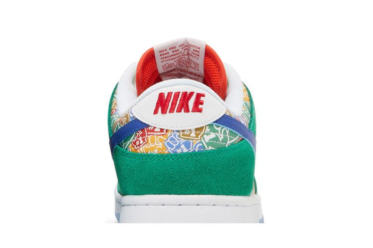 Кроссовки Nike Dunk Low 'Foam Finger'