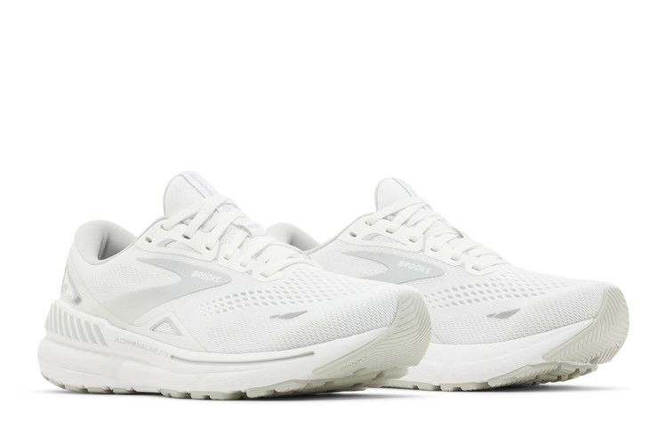 wmns-adrenaline-gts-23-white-oyster-120381-1b-104_07