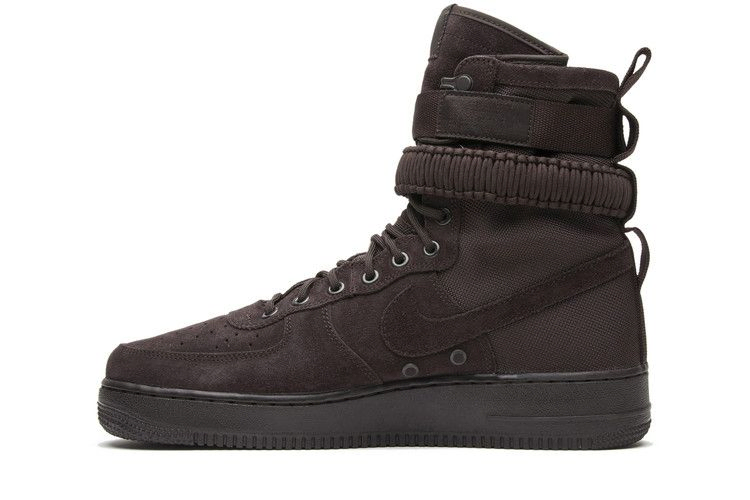 special-field-air-force-1-velvet-brown-864024-203_02