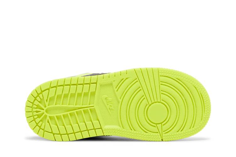 air-jordan-1-mid-se-td-volt-vivid-orange-fd8794-700_03