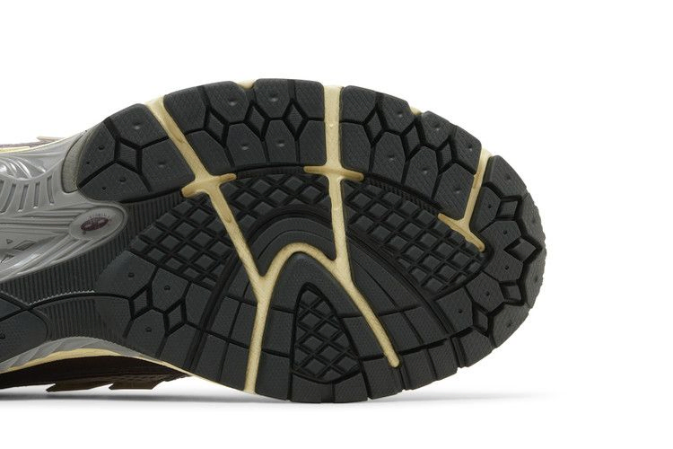 Кроссовки New Balance 1906R 'Licorice'