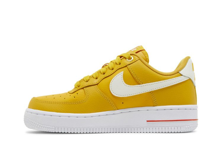 Кроссовки Nike Wmns Air Force 1 07 SE '40th Anniversary - Yellow Ochre'