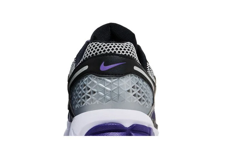 Krossovki-Nike-Air-Zoom-Vomero-5-Metallic-Silver-Court-Purple-6