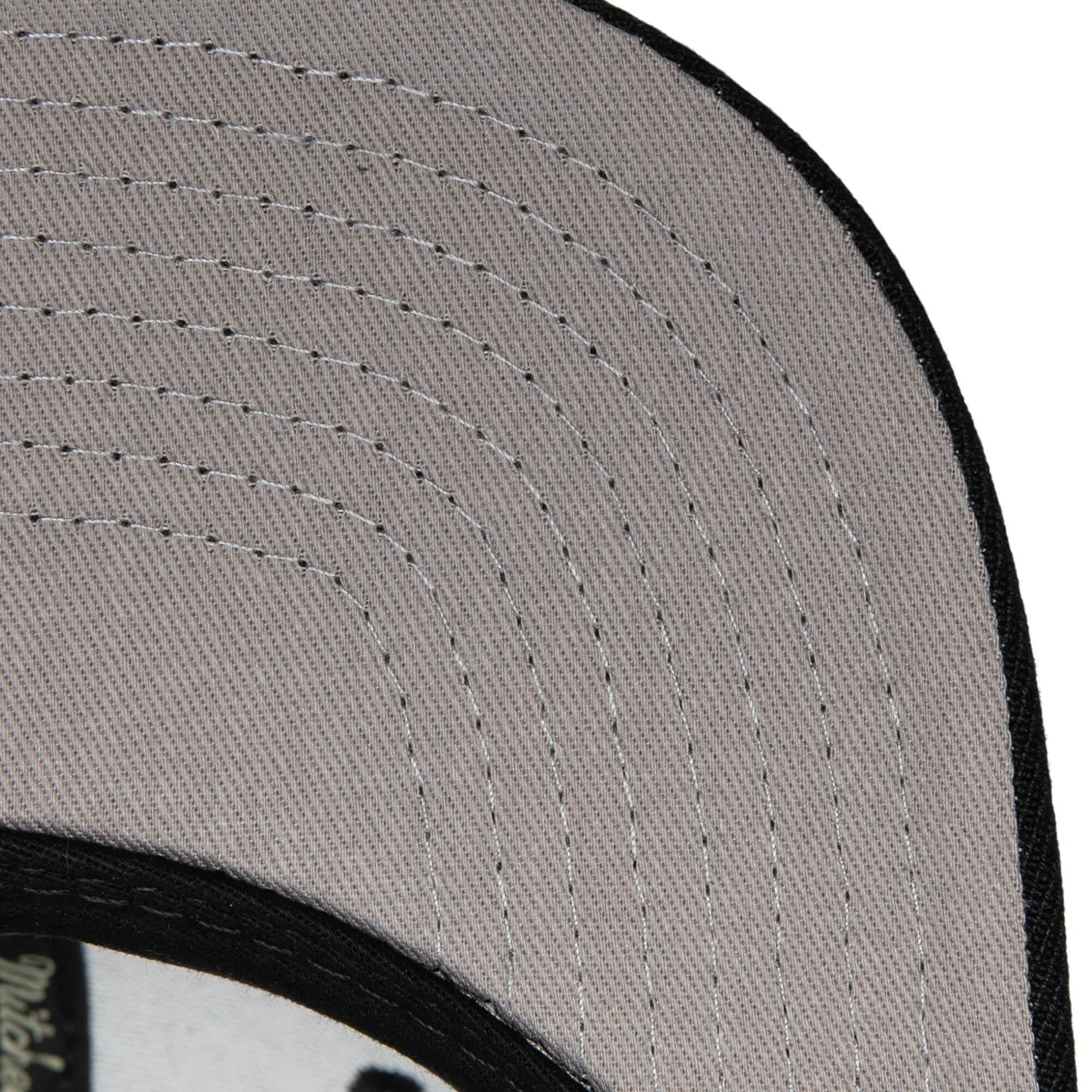 Бейсболка Mitchell & Ness Team Script 2.0 Snapback Brooklyn Nets Hat