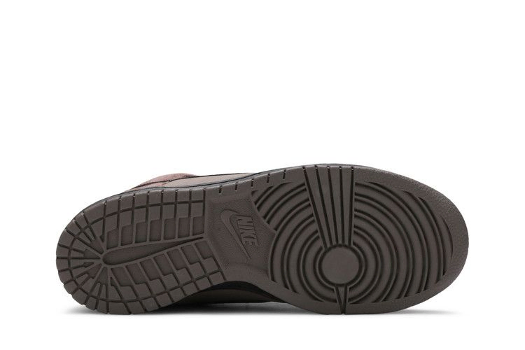 dunk-high-gs-dark-mushroom-308319-203_03