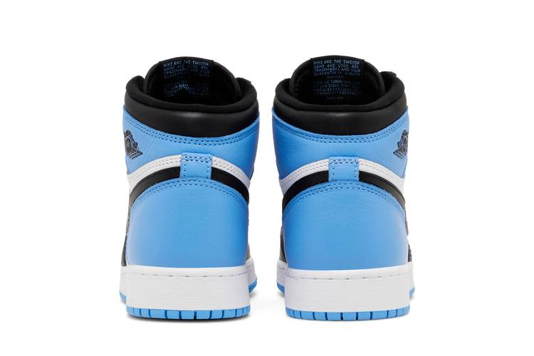 air-jordan-1-retro-high-og-gs-unc-toe-fd1437-400_05