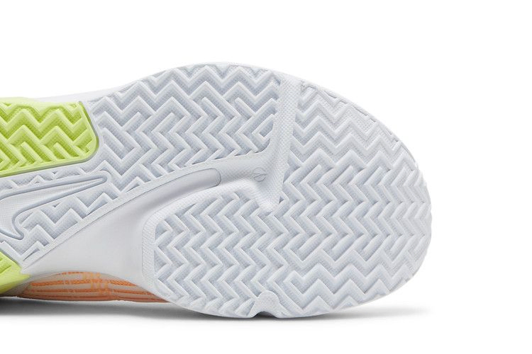 Кроссовки Nike LeBron Witness 6 'White Melon Tint'