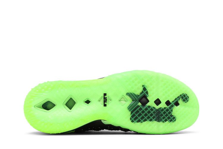 lebron-18-dunkman-cq9283-005_03