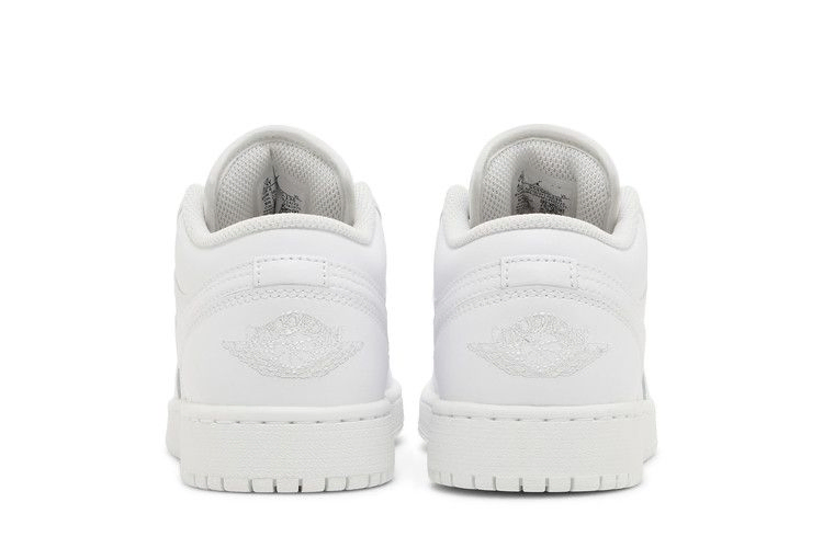 air-jordan-1-low-gs-triple-white-2023-553560-136_05