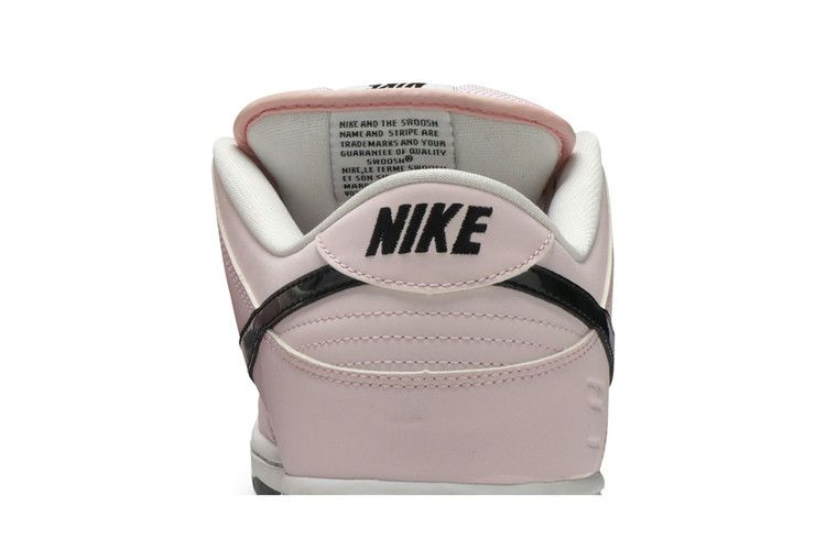 Кроссовки Nike SB Dunk Low 'Pink Box'