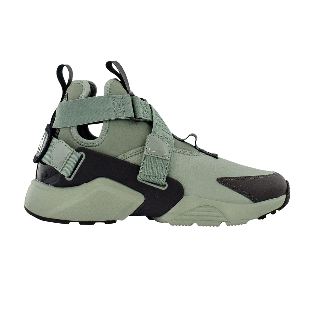 Krossovki-Nike-Wmns-Air-Huarache-City-Utility-Mica-Green