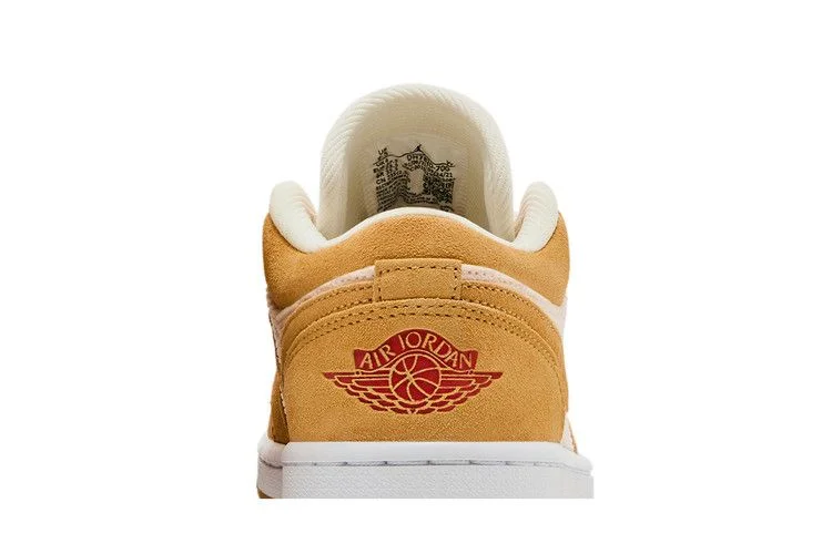 Кроссовки Wmns Air Jordan 1 Low SE 'Twine'