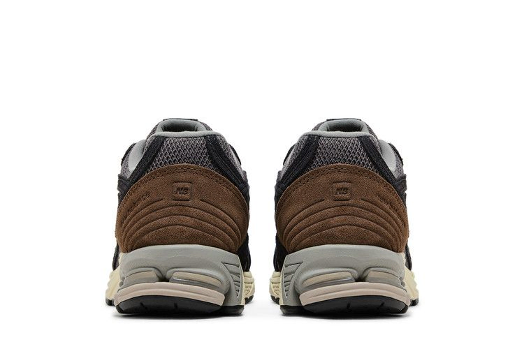 Кроссовки New Balance 1906F 'Phantom Dark Mushroom'