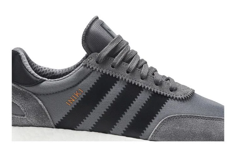 Кроссовки adidas Iniki Runner 'Grey Black'