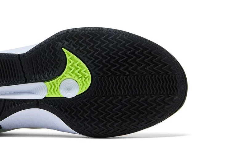 Кроссовки Nike Women's Sabrina 2 TB 'White Black'