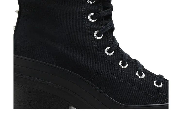 Кроссовки Converse Wmns Chuck 70 De Luxe Heel Platform High 'Studded - Black'