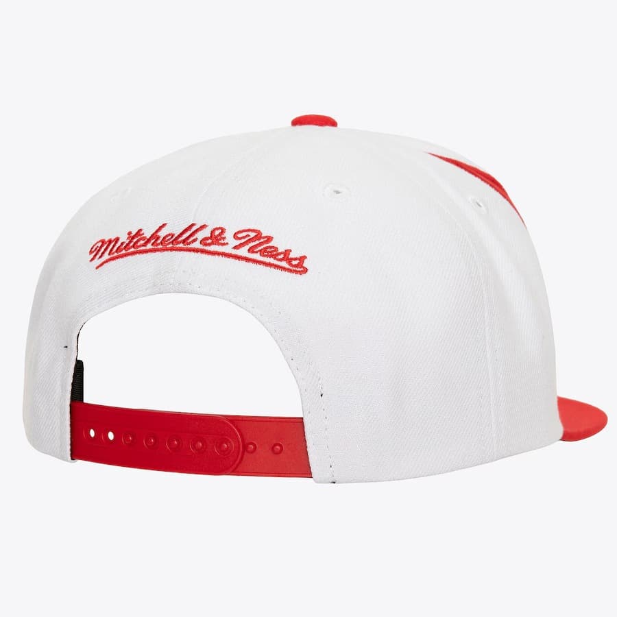 Mitchell-Ness-White-Detroit-Red-Wings-Waverunner-Vintage-Snapback-Hat-1