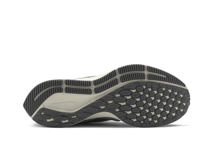 Krossovki-Nike-Air-Zoom-Pegasus-35-Phantom-3