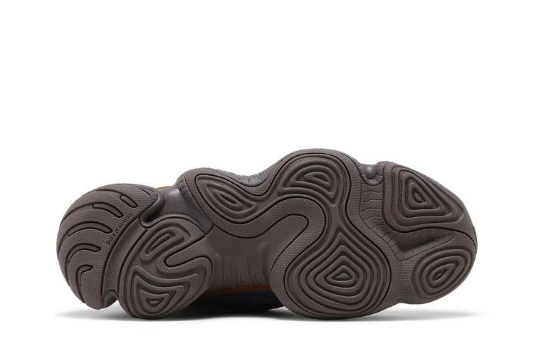 Krossovki-adidas-Yeezy-500-High-Sumac-3