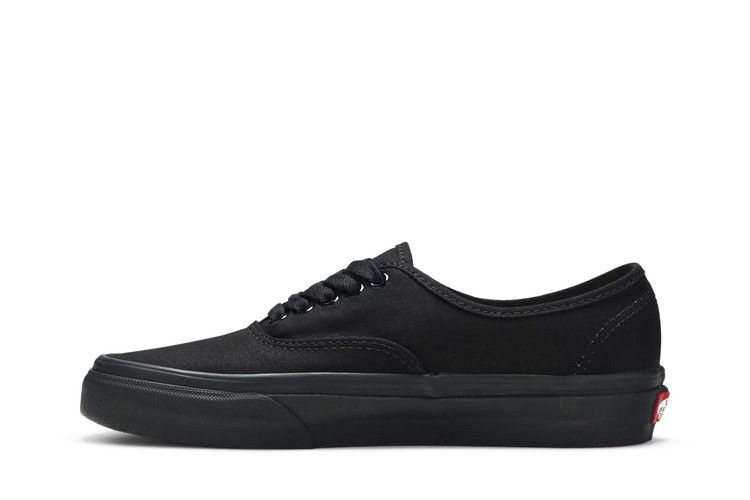 authentic-black-vn000ee3bka_02