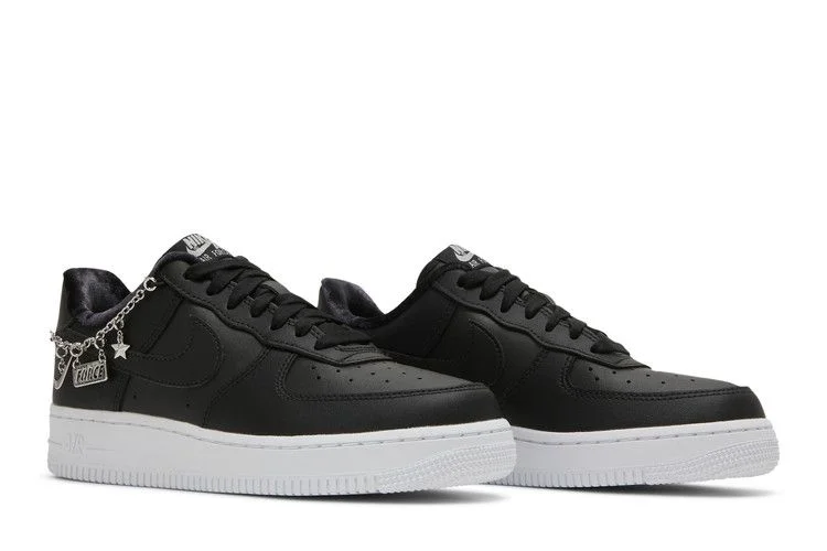 Krossovki-Nike-Wmns-Air-Force-1-07-LX-Lucky-Charms-Black-7